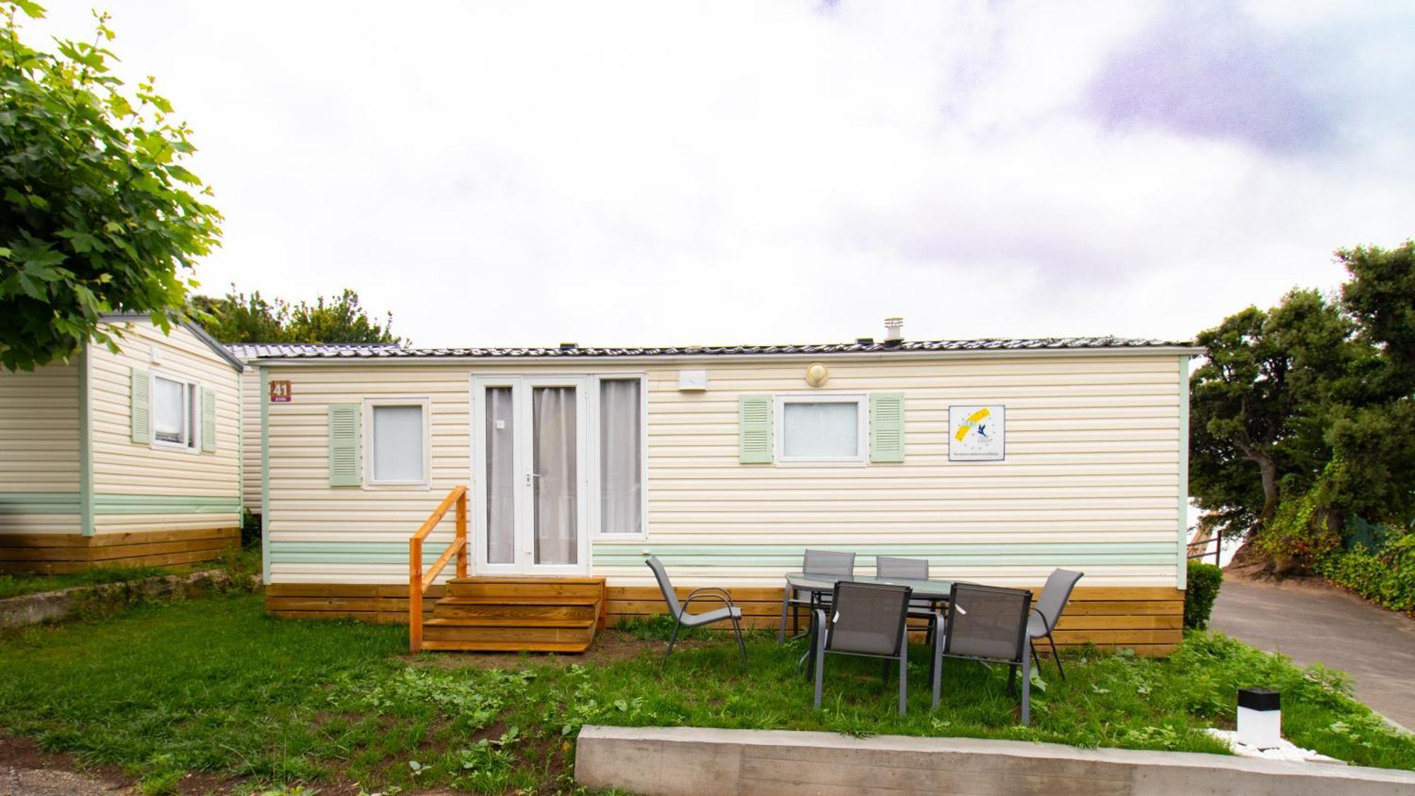 Somo Bungalow Resort - Camping Latas Kültér fotó
