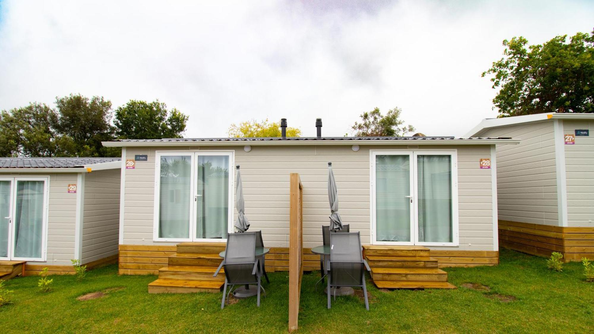 Somo Bungalow Resort - Camping Latas Kültér fotó