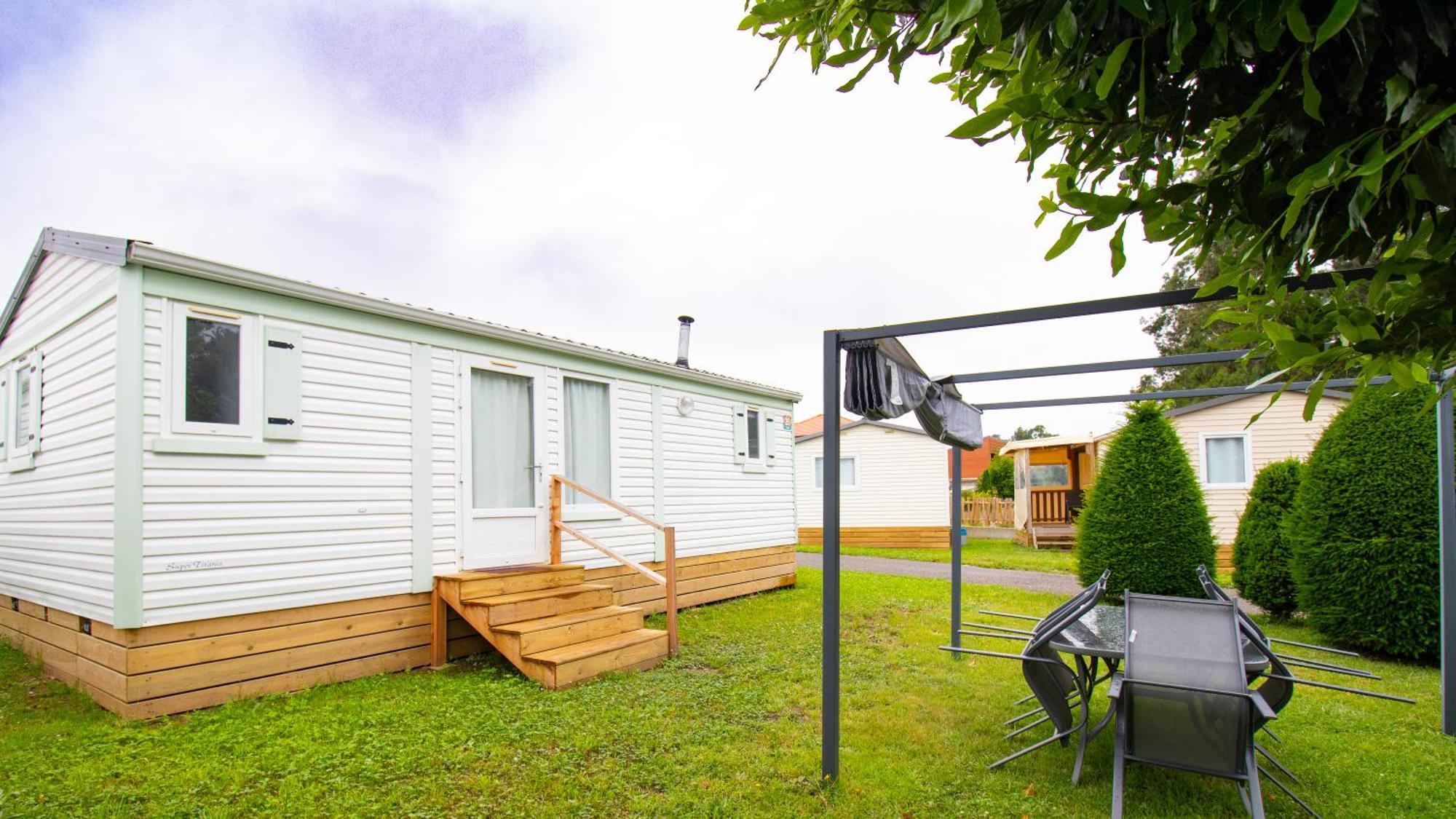 Somo Bungalow Resort - Camping Latas Kültér fotó